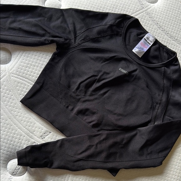 Gymshark Black Long Sleeve Crop Top size M - Picture 1 of 2